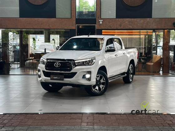 TOYOTA HILUX 2.8 SRX 4X4 CD 16V DIESEL 4P AUTOMÁTICO